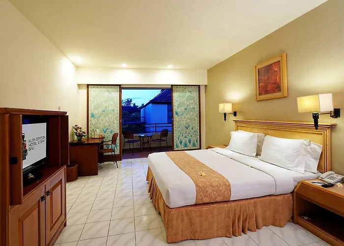 Hotel Kuta Station And