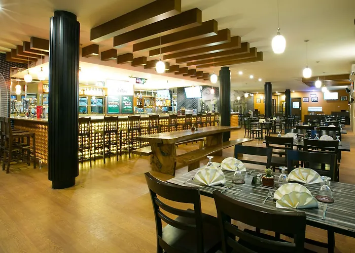 Hotel Kuta Station And 3*