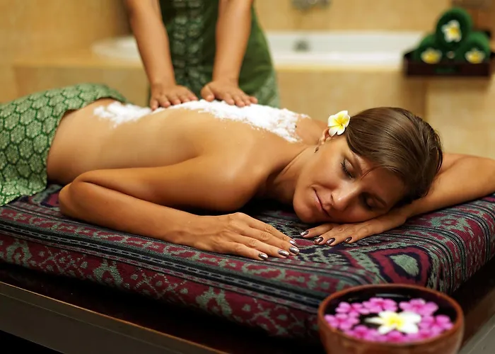 Hotel Kuta Station And